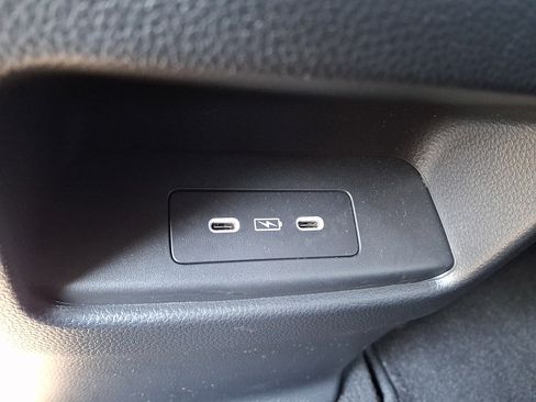 Used 2024 Honda CR-V EX image 11