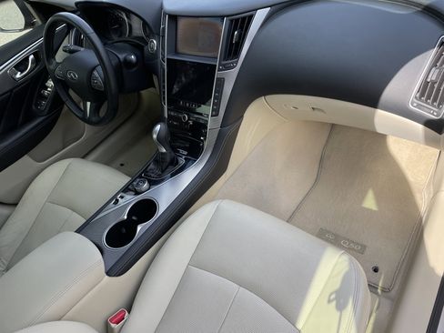 Used 2015 INFINITI Q50 Premium w/ Navigation Package image 11