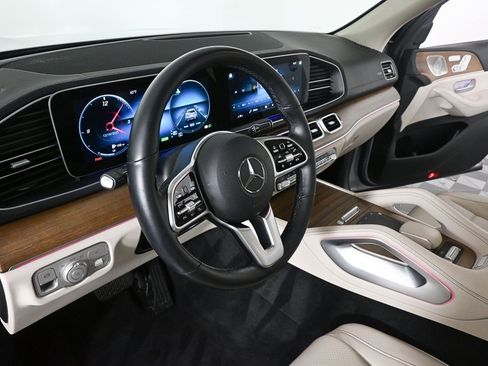 Certified 2023 Mercedes-Benz GLS 450 4MATIC image 6
