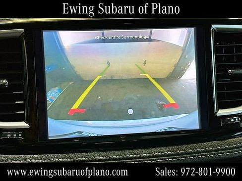 Used 2024 Chrysler Pacifica Limited FWD image 14