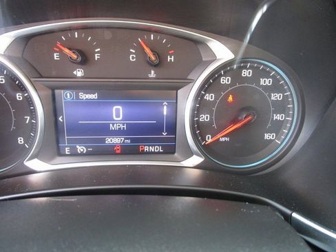 Used 2022 Chevrolet Equinox LT image 18