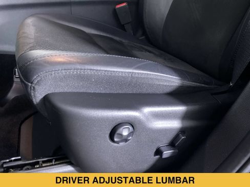 Used 2019 Jeep Grand Cherokee Altitude AWD/4WD image 10