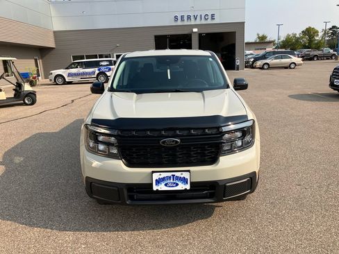 Used 2024 Ford Maverick XLT w/ XLT Luxury Package AWD/4WD image 3