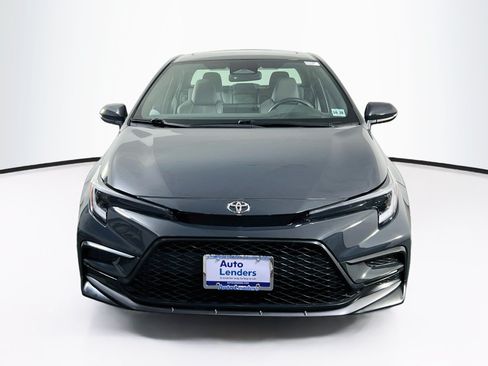 Used 2024 Toyota Corolla SE w/ SE Premium Package FWD image 2