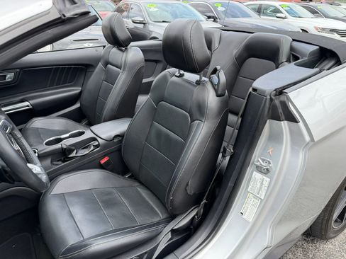 Used 2018 Ford Mustang Premium RWD image 15