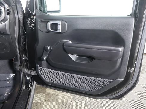 Used 2021 Jeep Wrangler Unlimited Sport AWD/4WD image 20