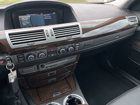 Used 2007 BMW 750i image 41