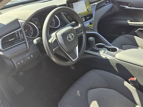 Used 2024 Toyota Camry LE image 11