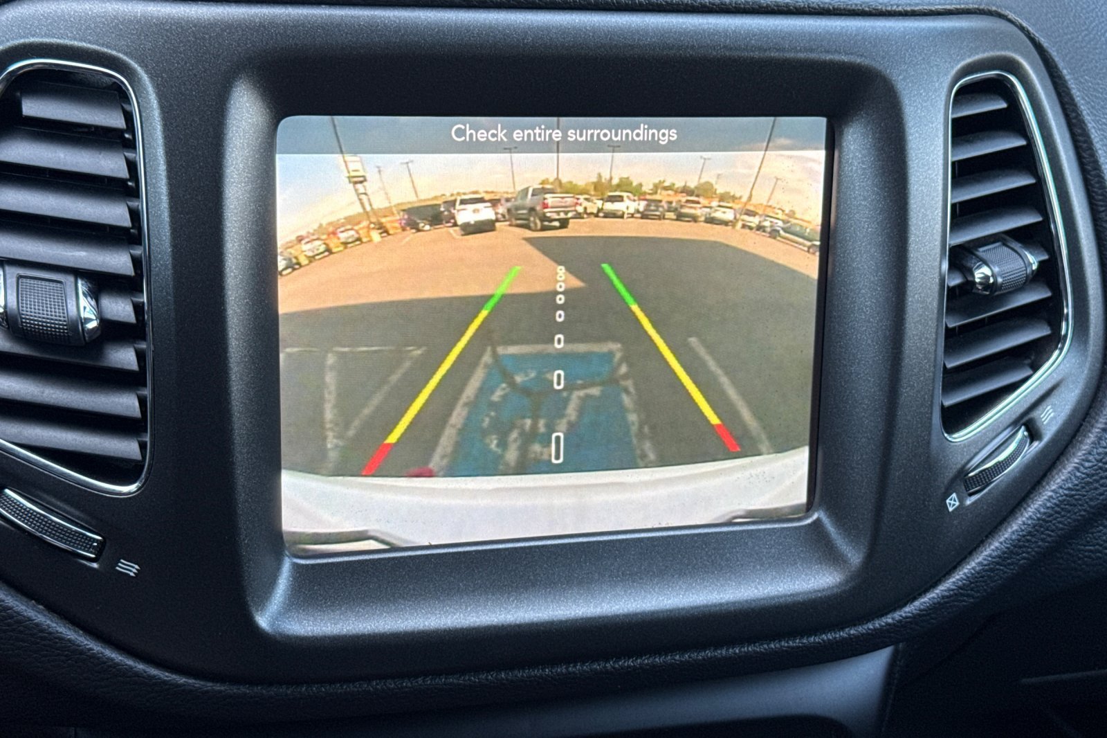 Used 2019 Jeep Compass Trailhawk AWD/4WD image 26