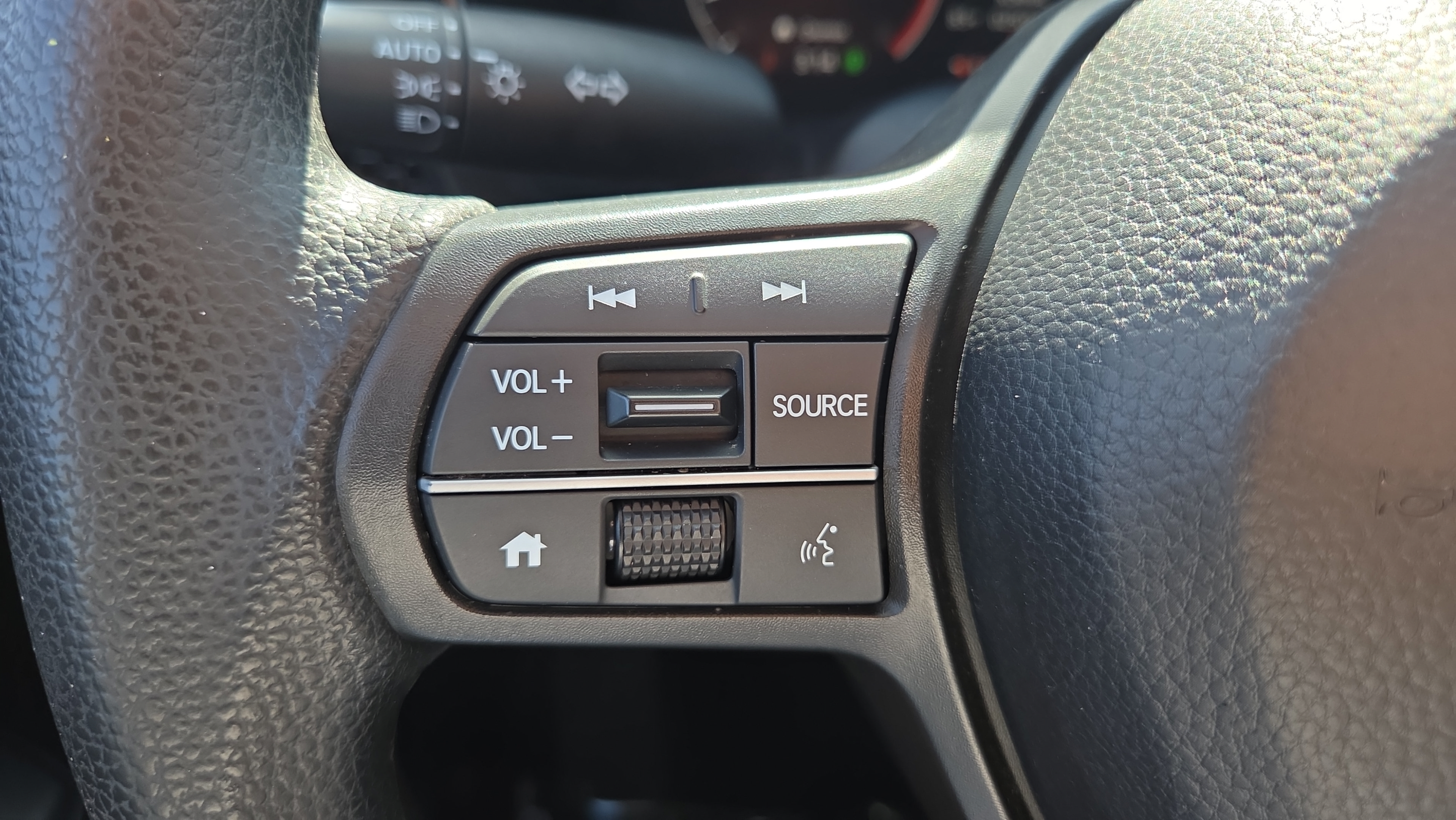 Used 2024 Honda CR-V EX image 23