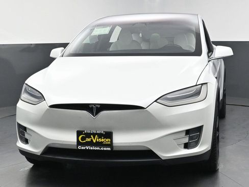 Used 2021 Tesla Model X Long Range image 7