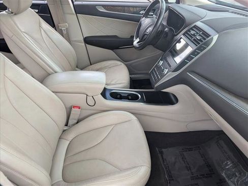 Used 2019 Lincoln MKC Reserve FWD image 20