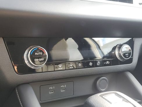 New 2026 Mitsubishi Outlander ES FWD image 27