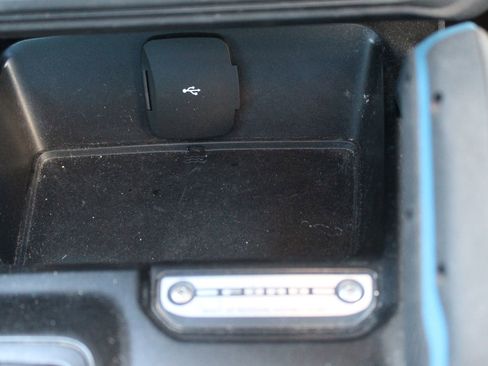 Used 2022 Ford Bronco Wildtrak image 35