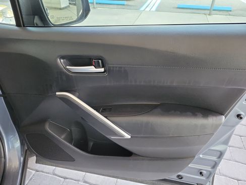 Used 2024 Toyota Corolla Cross XLE image 28