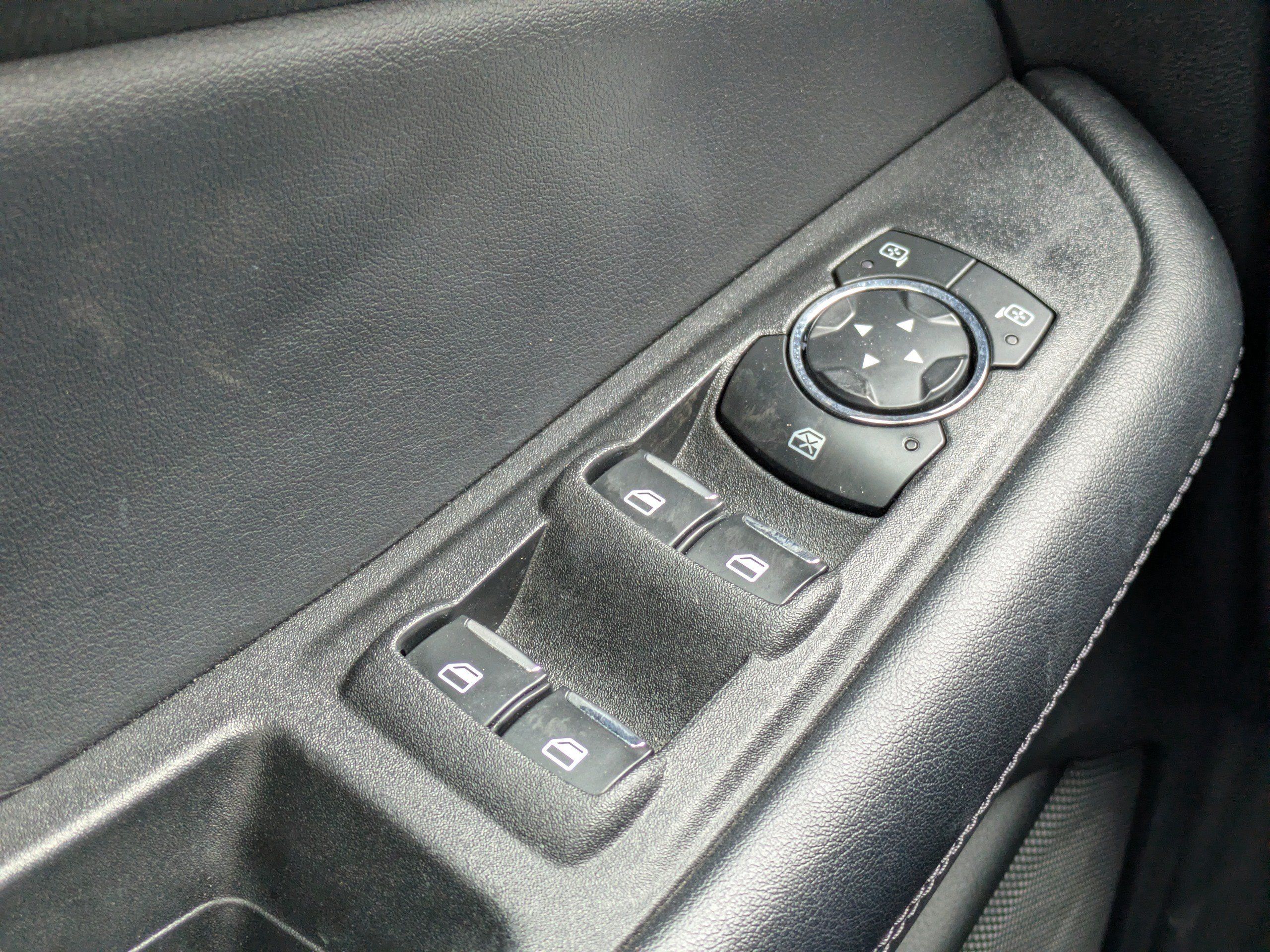 Used 2023 Ford Edge SEL AWD/4WD image 28
