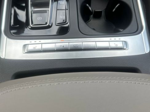 New 2026 Kia Carnival EX image 29