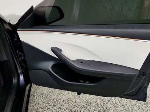 Used 2025 Tesla Model 3 Long Range RWD image 31