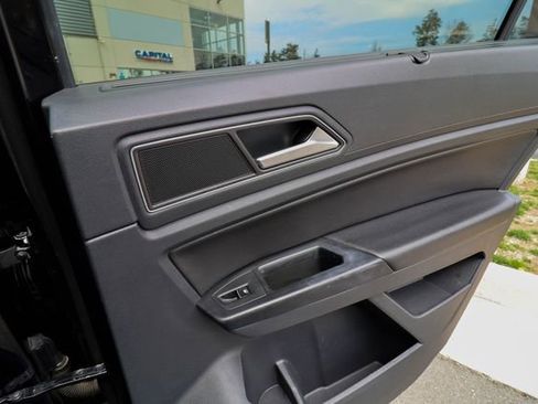 Used 2018 Volkswagen Atlas SEL w/ R-Line Package AWD/4WD image 52