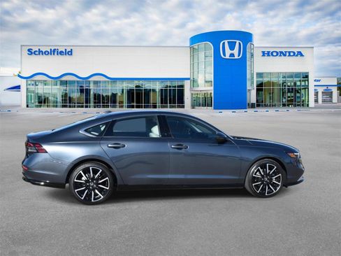 New 2025 Honda Accord Touring image 2