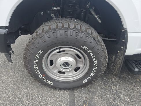 Used 2024 Ford F250 XL w/ 360-Degree Camera Package image 34