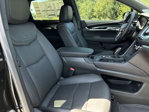 New 2025 Cadillac XT5 Premium Luxury w/ Technology Package image 29