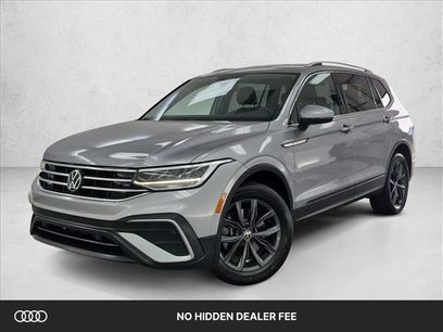 Used 2022 Volkswagen Tiguan SE