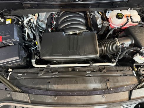 Certified 2025 Cadillac Escalade Sport Platinum w/ LPO, ONYX Package image 65