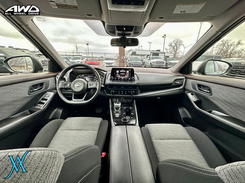 Used 2021 Nissan Rogue S AWD/4WD image 28