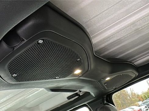 Used 2024 Jeep Wrangler Unlimited image 23