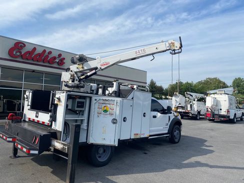 Used 2017 Ford F550 4x4 Regular Cab Super Duty image 45