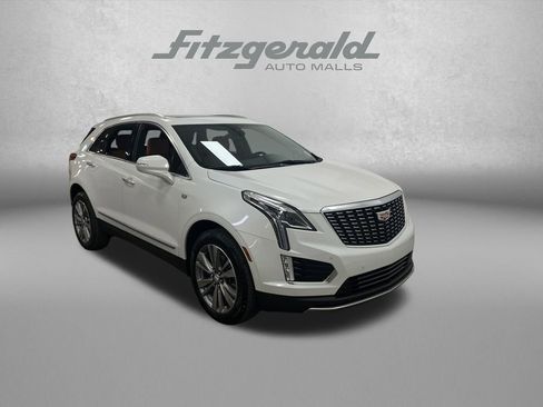 Used 2025 Cadillac XT5 Premium Luxury FWD image 9