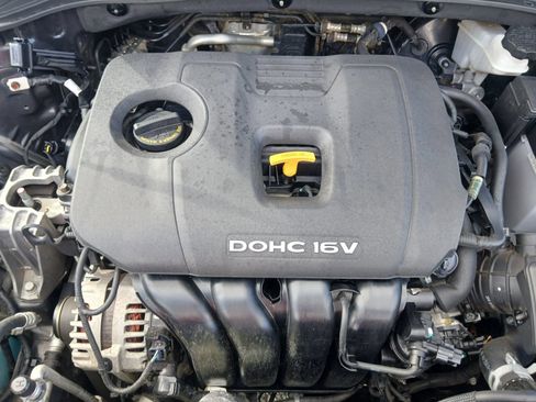 Used 2018 Hyundai Kona SEL FWD image 24