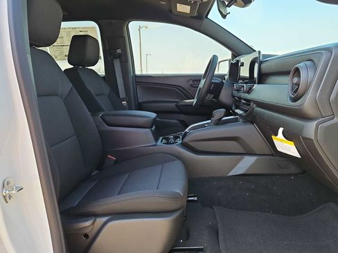 New 2026 Chevrolet Colorado Trail Boss AWD/4WD image 18