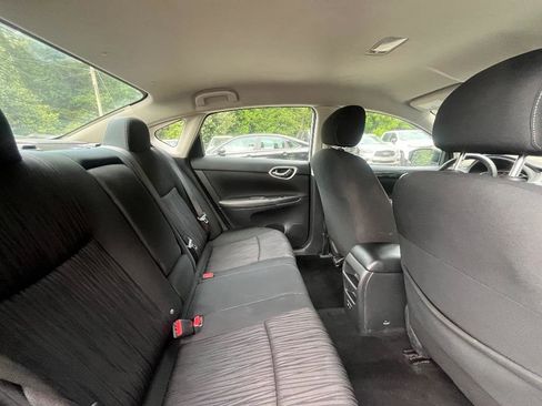 Used 2019 Nissan Sentra SV FWD image 30