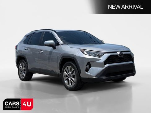 Used 2021 Toyota RAV4 XLE Premium FWD image 1