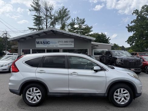 Used 2015 Honda CR-V EX image 3