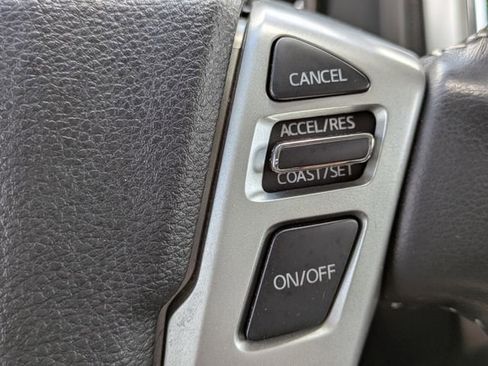 Used 2017 Nissan Titan PRO-4X AWD/4WD image 24