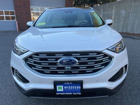 Used 2019 Ford Edge Titanium w/ Equipment Group 301A image 9