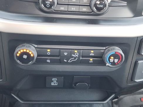 Used 2022 Ford F150 XL w/ FX4 Off-Road Package image 18