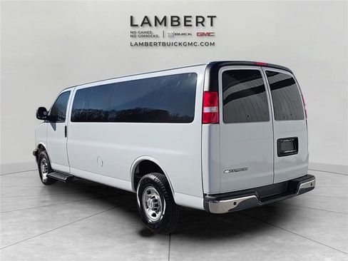 Used 2023 Chevrolet Express 3500 LT w/ LT Preferred Equipment Group image 3
