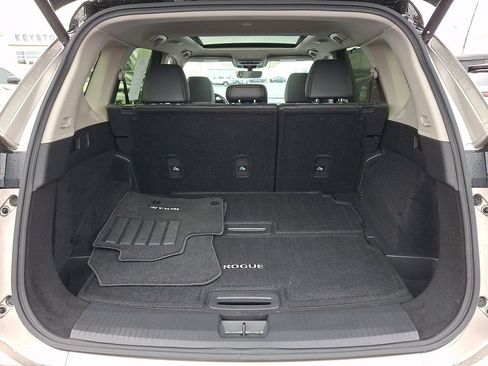 Used 2024 Nissan Rogue Platinum w/ Platinum Premium Package image 34