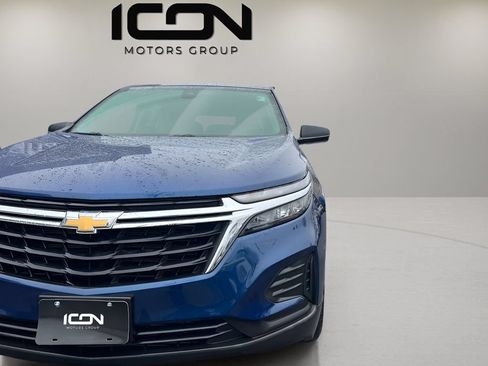 Used 2023 Chevrolet Equinox LS w/ LS Convenience Package FWD image 9