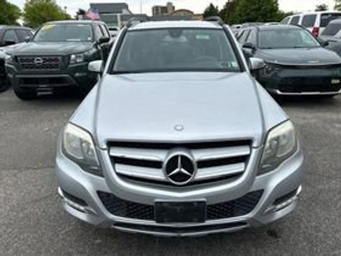 Used 2013 Mercedes-Benz GLK 350 4MATIC image 2