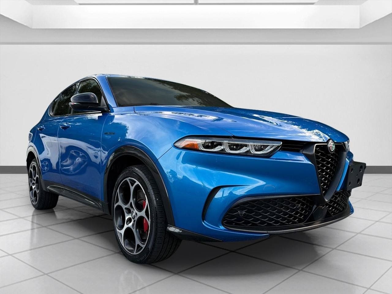 Used 2024 Alfa Romeo Tonale Veloce AWD/4WD image 7