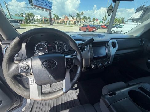 Used 2014 Toyota Tundra SR5 AWD/4WD image 13