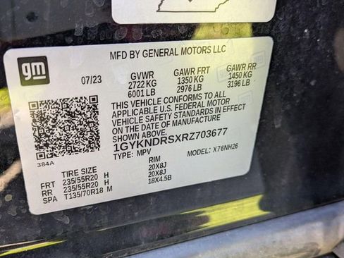 Certified 2024 Cadillac XT5 Premium Luxury w/ LPO, Floor Liner Package AWD/4WD image 32