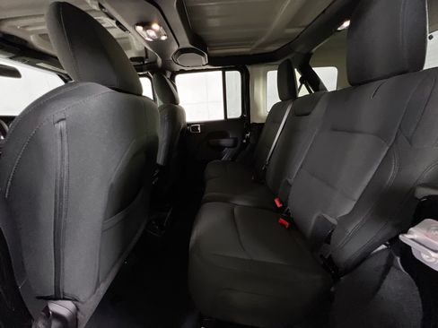Used 2023 Jeep Wrangler Unlimited Sport AWD/4WD image 23