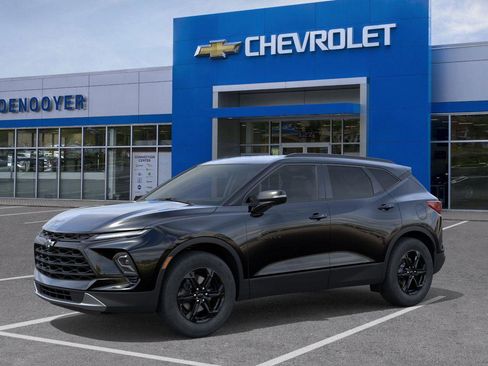 New 2026 Chevrolet Blazer LT w/ Midnight/Sport Edition image 2