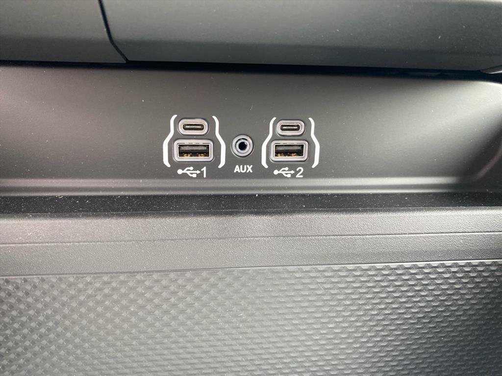 New 2026 RAM 2500 Big Horn AWD/4WD image 9